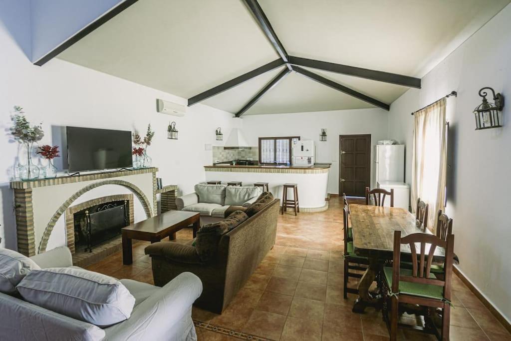 Willa Finca Campo Alegre Utrera Zewnętrze zdjęcie
