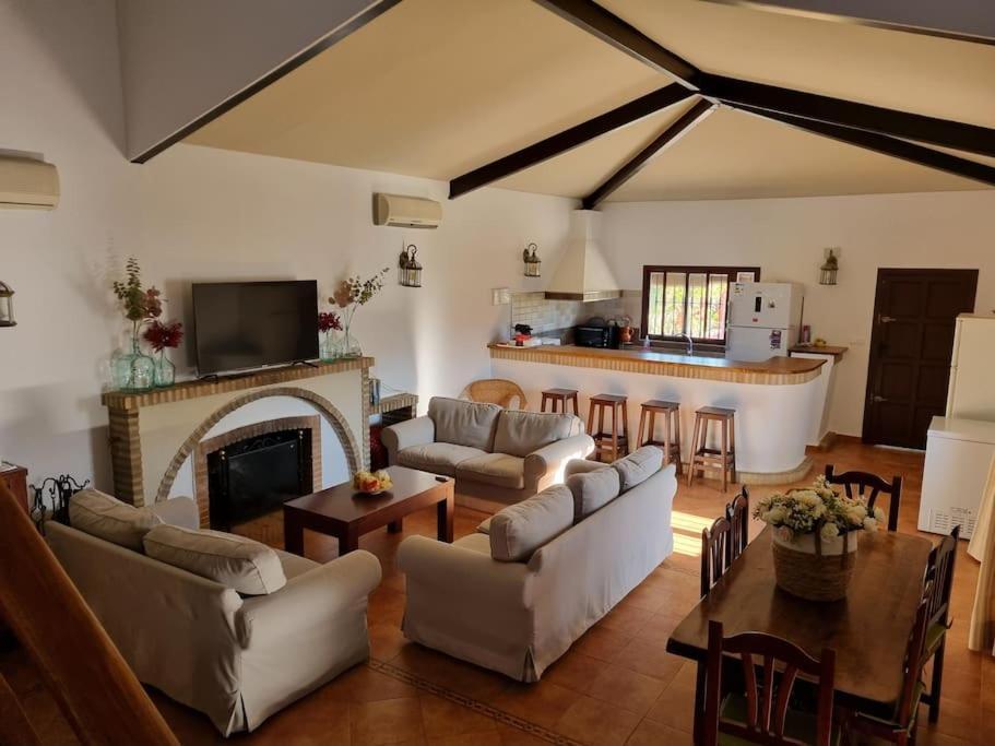 Willa Finca Campo Alegre Utrera Zewnętrze zdjęcie