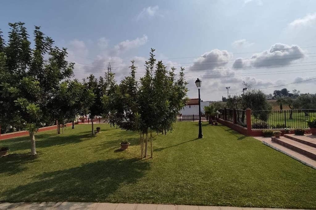 Willa Finca Campo Alegre Utrera Zewnętrze zdjęcie